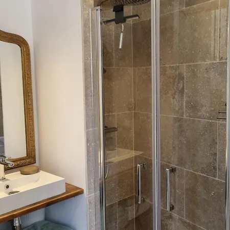 بيت للعطل Terres Du Baguier