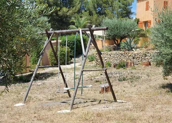 Terres Du Baguier Vakantiehuis Ceyreste