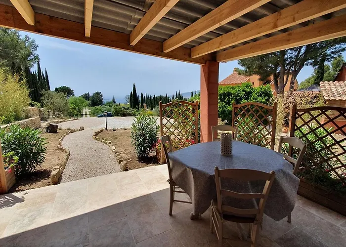 בית נופש Terres Du Baguier