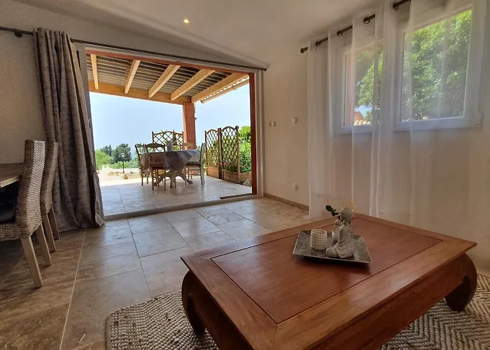 Terres Du Baguier Vakantiehuis Ceyreste