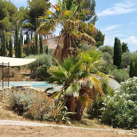 Vakantiehuis Terres Du Baguier *