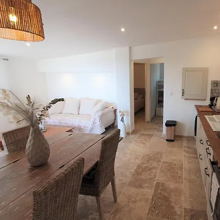 Terres Du Baguier Tatil Evi Ceyreste