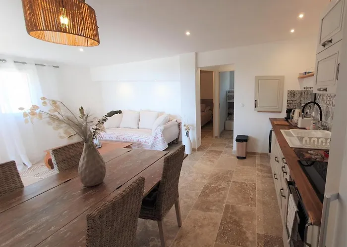 Terres Du Baguier Dom wakacyjny Ceyreste