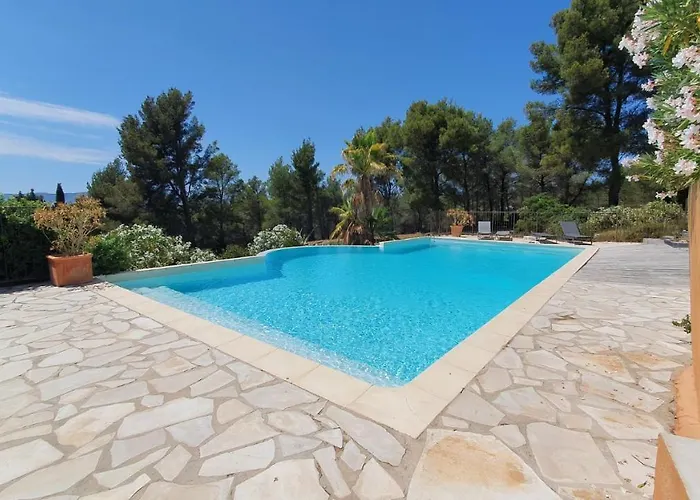 Dom wakacyjny Terres Du Baguier