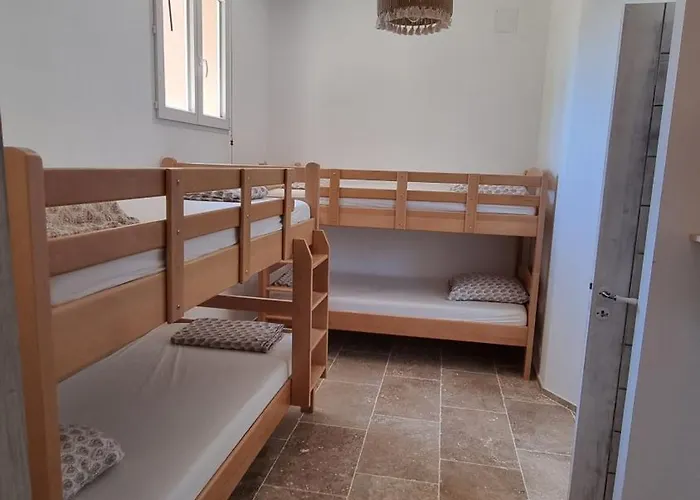 Terres Du Baguier Дом отдыха *
